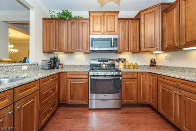 3302 Pierce Ln, Rockaway Township, NJ 07866 - Photo 4