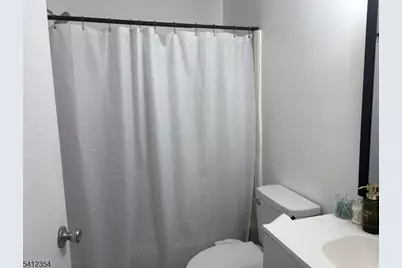 802 Lindsey Ct, Evesham Twp., NJ 08053 - Photo 2