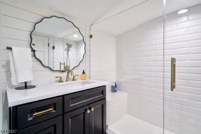 134 Lake End Rd, Rockaway Township, NJ 07435 - Photo 12