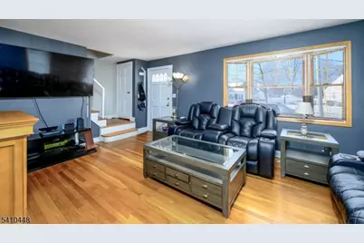 437 Bailey Ave, Union Township, NJ 07083 - Photo 8