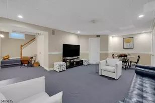 1 Murray Hill Square, New Providence, NJ 07974 - Photo 40