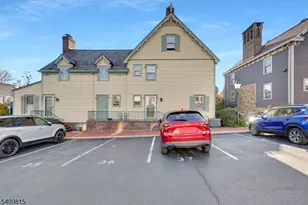 1 Murray Hill Square, New Providence, NJ 07974 - Photo 44