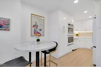 1 Murray Hill Sq #1, New Providence, NJ 07974 - Photo 20