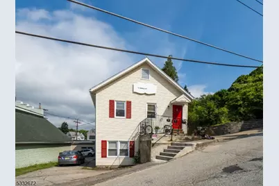 3 Church St #E, Sussex, NJ 07461 - Photo 2