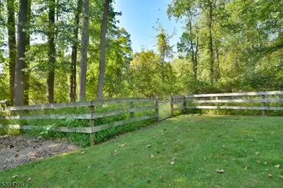 11 Devonald Dr, Bethlehem Township, NJ 08802 - Photo 34