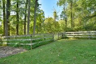 11 Devonald Dr, Bethlehem Township, NJ 08802 - Photo 34