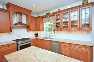 11 Devonald Dr, Bethlehem Township, NJ 08802 - Photo 10