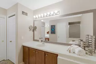 22 Stone Run Rd, Bedminster Township, NJ 07921 - Photo 22