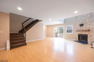 7 Lake Ct, Raritan Township, NJ 08822 - Photo 4