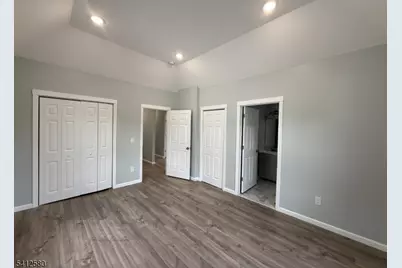 190 E Lindsley, Cedar Grove, NJ 07009 - Photo 10