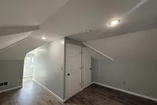 190 E Lindsley, Cedar Grove, NJ 07009 - Photo 12