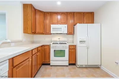 1104 Peer Pl, Denville, NJ 07834 - Photo 6