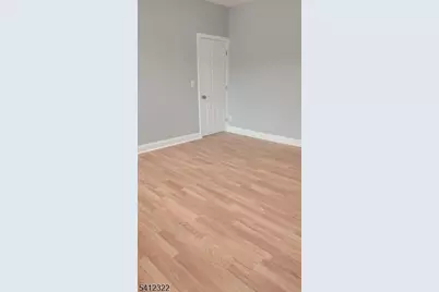 566 Valley St #2, Orange, NJ 07050 - Photo 4