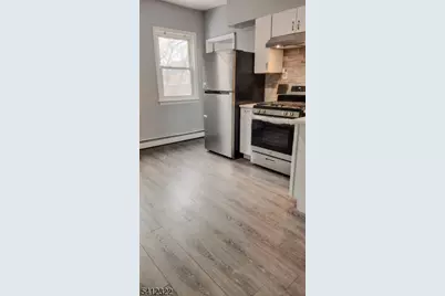 566 Valley St #2, Orange, NJ 07050 - Photo 30