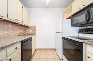 265 Main St, Ridgefield, NJ 07660 - Photo 12