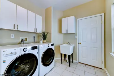 4 Loft Dr, Bridgewater, NJ 08836 - Photo 20