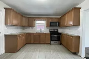 1584 Walker Ave, Union Township, NJ 07083 - Photo 2