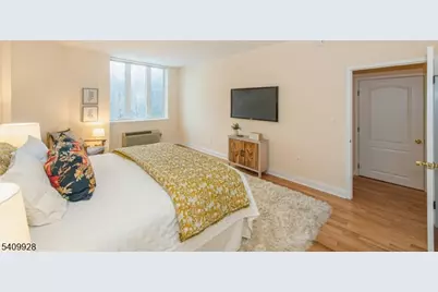 10 Smith Manor Blvd #815, West Orange Township, NJ 07052 - Photo 16