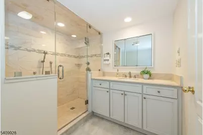 10 Smith Manor Blvd #815, West Orange Township, NJ 07052 - Photo 38