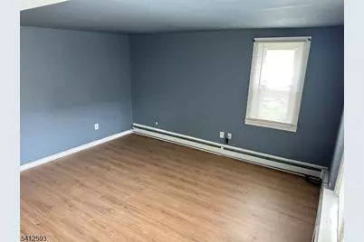 84 Sitgreaves St, Phillipsburg, NJ 08865 - Photo 2