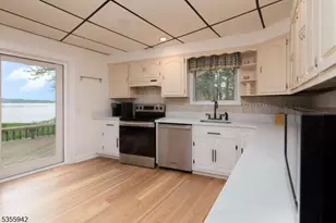 7 Capstan Rd, West Milford Twp., NJ 07480 - Photo 8