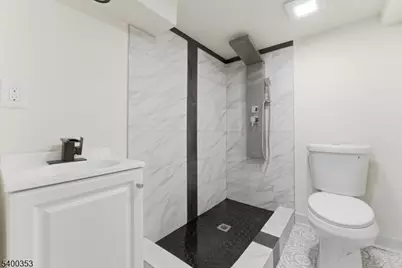 411 Hory St, Roselle Boro, NJ 07203 - Photo 22