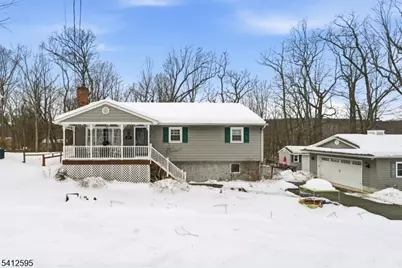 17 Acorn Dr, Vernon, NJ 07422 - Photo 1