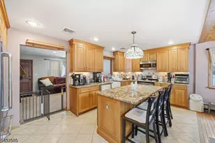 17 Acorn Dr, Vernon, NJ 07422 - Photo 12