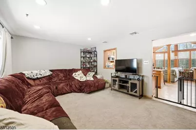 17 Acorn Dr, Vernon, NJ 07422 - Photo 4