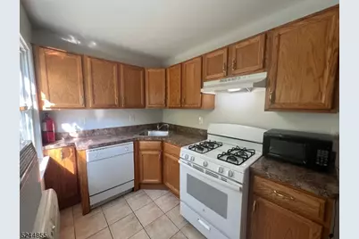 44 Gates Ave #2, Montclair, NJ 07042 - Photo 2