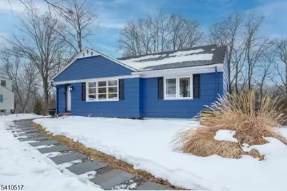 47 Main St, Peapack Gladstone Boro, NJ 07977 - Photo 2