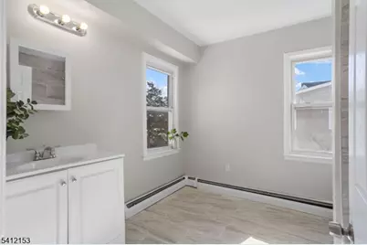 415 Wood St, Burlington City, NJ 08016 - Photo 6