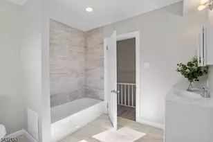 415 Wood St, Burlington, NJ 08016 - Photo 20