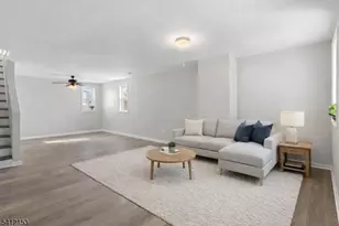 415 Wood St, Burlington, NJ 08016 - Photo 4