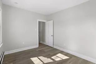 415 Wood St, Burlington, NJ 08016 - Photo 16