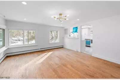 464 Buckhorn Dr, White Township, NJ 07823 - Photo 10