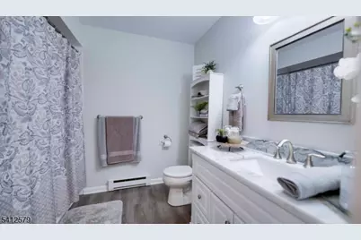 8 Appollo Pl, Clinton Township, NJ 08809 - Photo 26