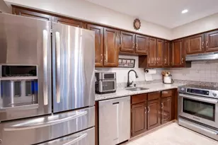 8 Appollo Pl, Clinton Township, NJ 08809 - Photo 12