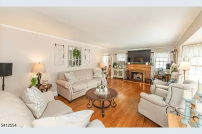 207 Westville Ave, West Caldwell, NJ 07006 - Photo 4