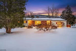 38 Butternut Dr, Vernon, NJ 07462 - Photo 1