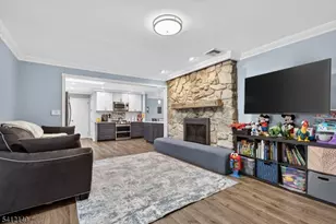 38 Butternut Dr, Vernon, NJ 07462 - Photo 14