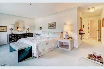 2 Claridge Dr. 2Hw, Verona, NJ 07044 - Photo 10