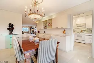 2 Claridge Dr 2Hw, Verona, NJ 07044 - Photo 6