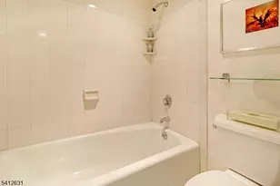 2 Claridge Dr 2Hw, Verona, NJ 07044 - Photo 18