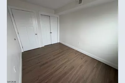 21 Hensler St, Newark, NJ 07105 - Photo 8