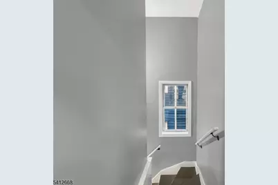 39 Brookdale Ave, Newark, NJ 07106 - Photo 24