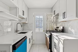 555 Main St, Metuchen, NJ 08840 - Photo 10