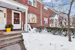 555 Main St, Metuchen, NJ 08840 - Photo 2