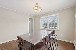 32 Garden Pl, Pequannock Township, NJ 07444 - Photo 8