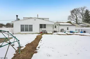 32 Garden Pl, Pequannock Township, NJ 07444 - Photo 26